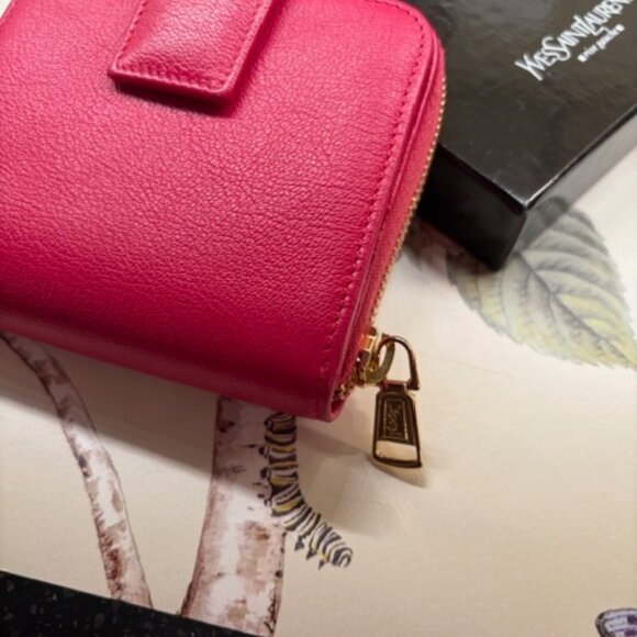 YSL ZIP-AROUND WALLET - PRISTINE! - Picture 2 of 16